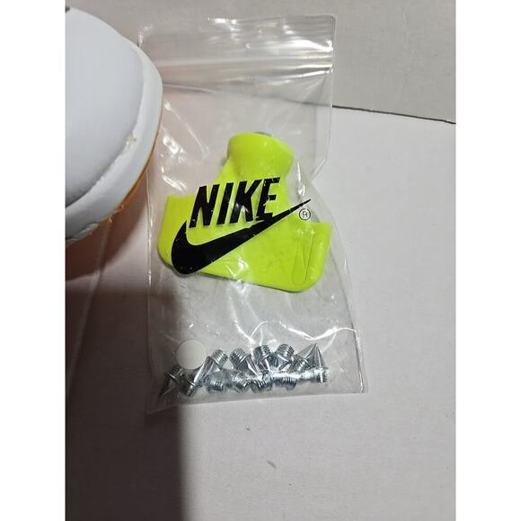 Nike TJ Triple Jump Elite 2 Track Shoes White Black Spikes Mens 9 Womens 10.5 - Picture 3 of 16